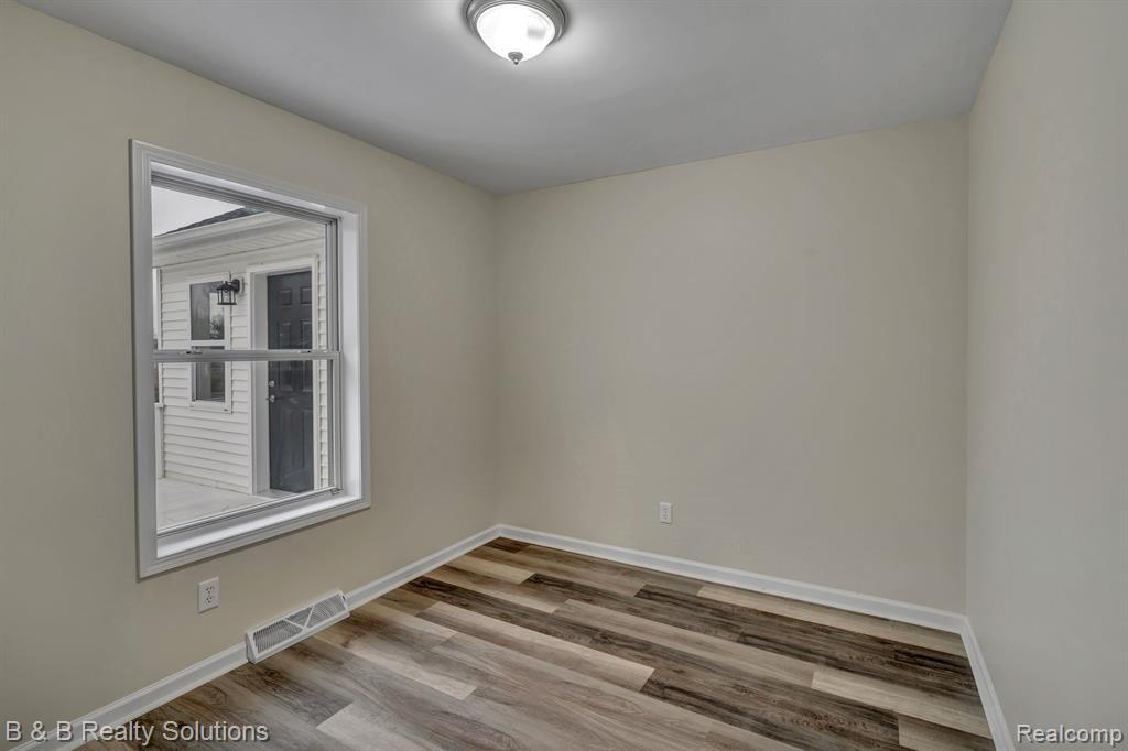 2391 DODDS Road, North Branch, MI 48461 — Photo 18