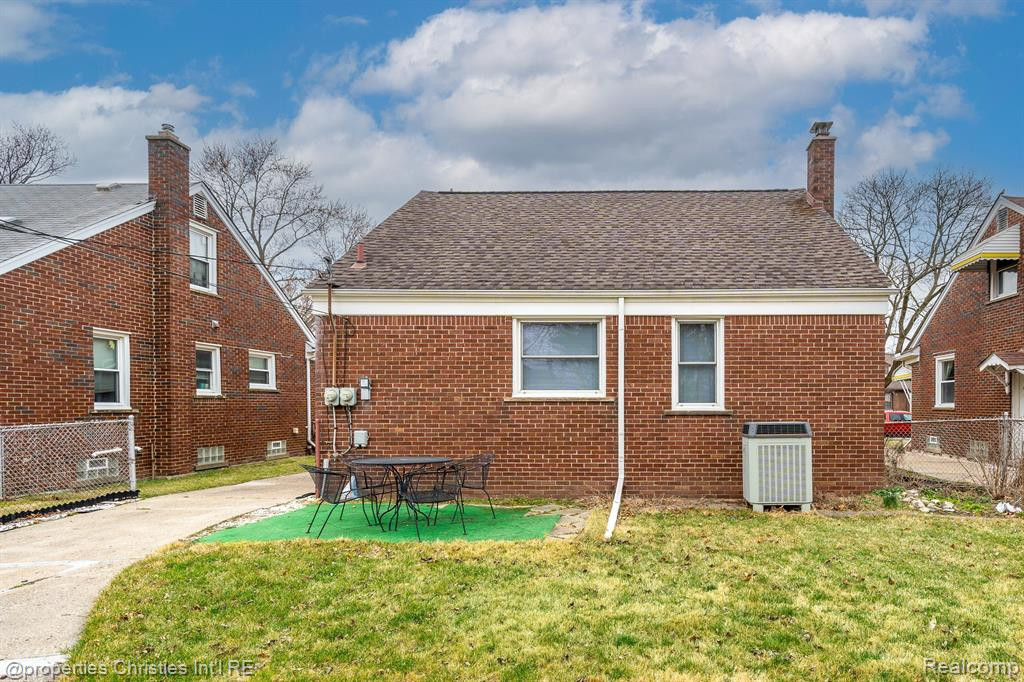 9311 FOX Avenue, Allen Park, MI 48101 — Photo 21