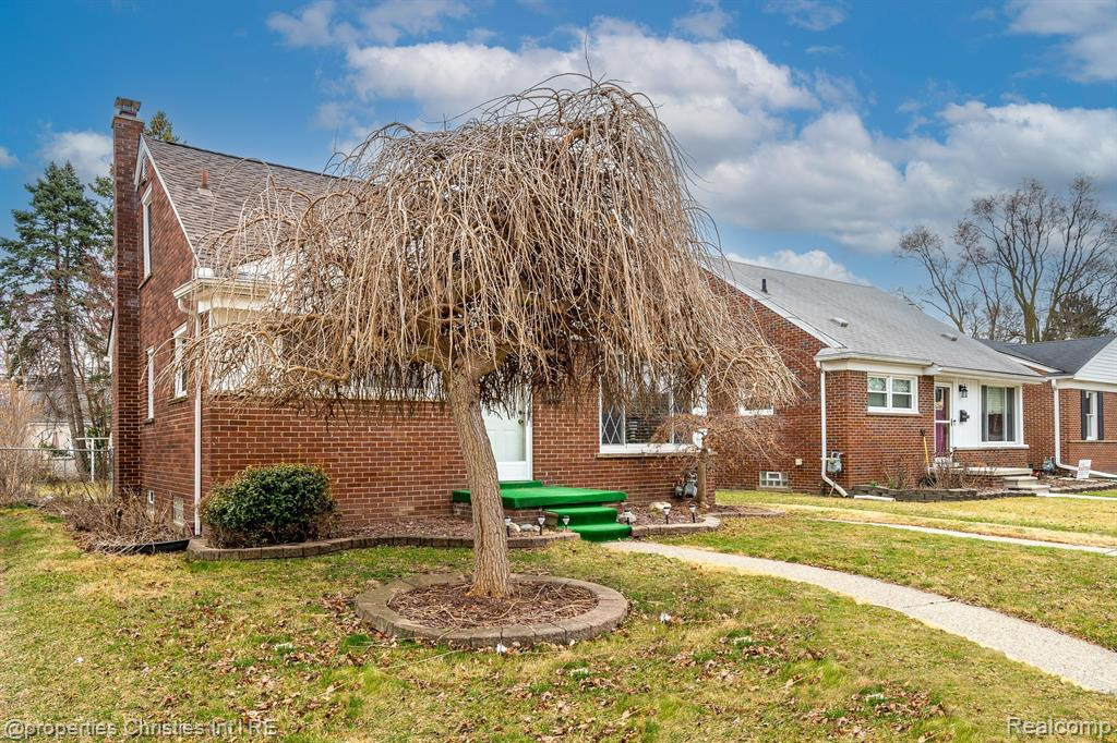 9311 FOX Avenue, Allen Park, MI 48101 — Photo 28