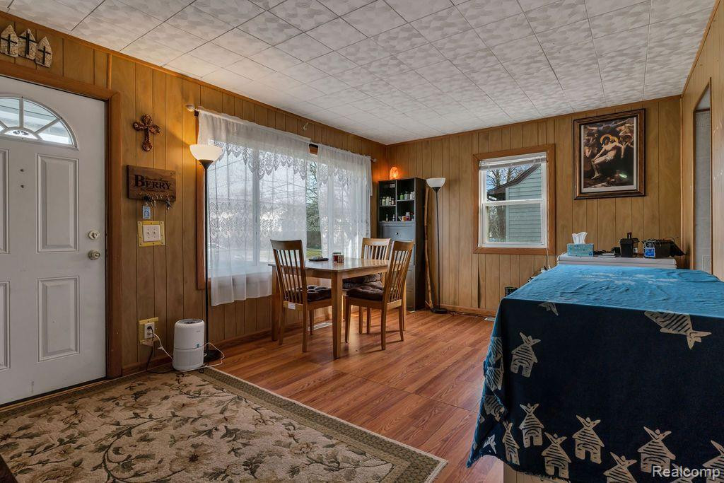 6050 SOUTHBROOK Avenue, Lansing, MI 48911 — Photo 7