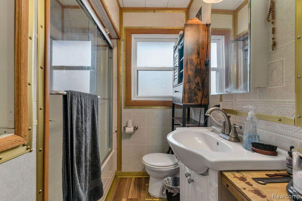 6050 SOUTHBROOK Avenue, Lansing, MI 48911 — Photo 20