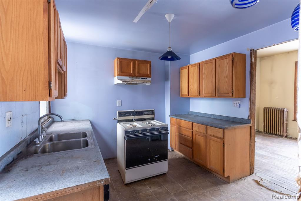 801 W EUCLID Street, Detroit, MI 48202 — Photo 13