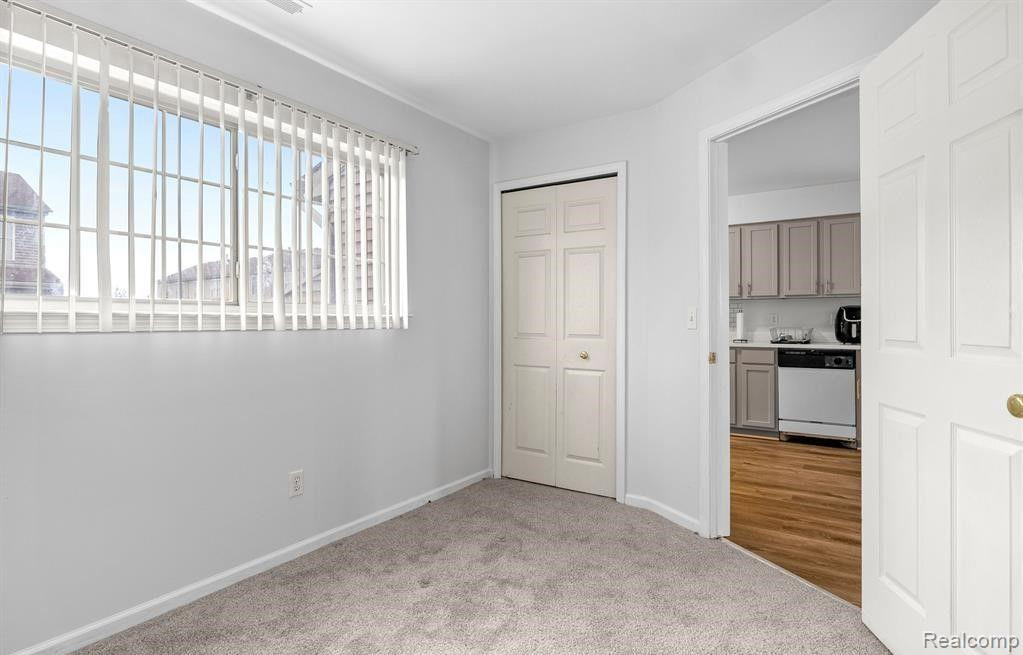 26 GEORGETOWN, Dearborn, MI 48126 — Photo 11