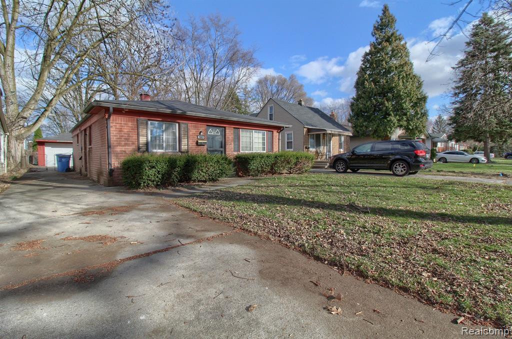 4133 JACKSON Street, Dearborn Heights, MI 48125 — Photo 2