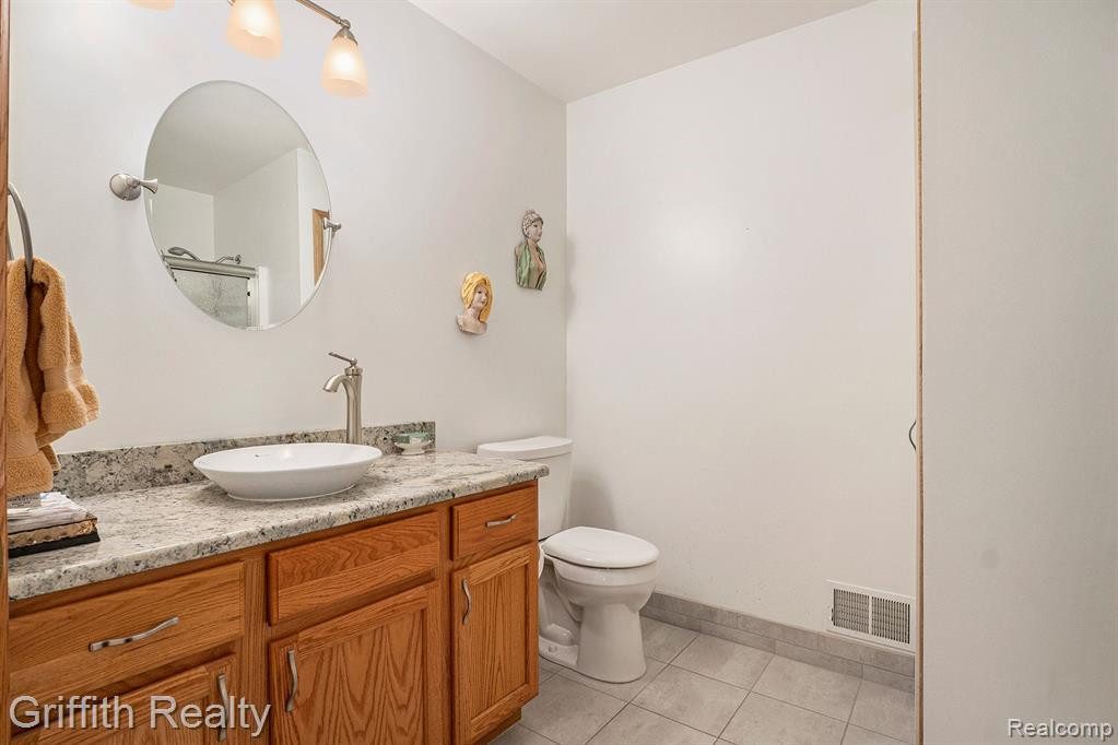 1011 STEPH Lane, Brighton, MI 48116 — Photo 14
