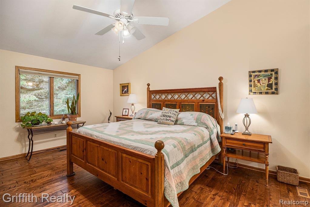 1011 STEPH Lane, Brighton, MI 48116 — Photo 18