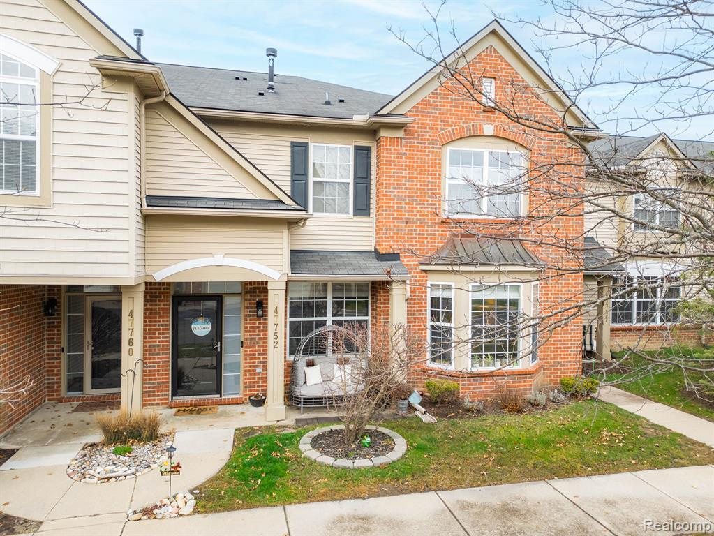 47752 PEMBROKE Drive, Canton, MI 48188 — Photo 3