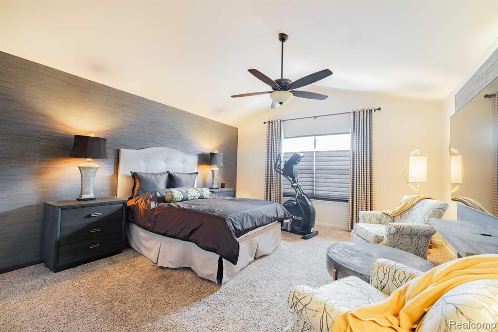 47752 PEMBROKE Drive, Canton, MI 48188 — Photo 19