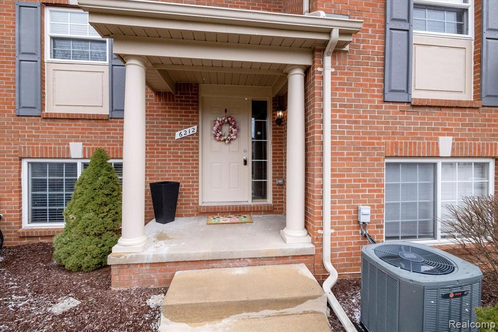 6212 CHESHIRE PARK Drive, Clarkston, MI — Photo 4