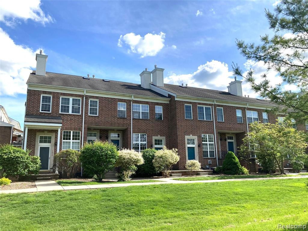 1856 LINDSAY LANE, Ann Arbor, MI 48104 — front exterior