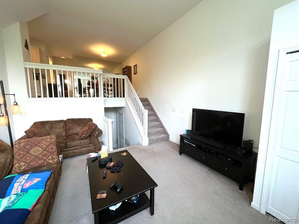 1856 LINDSAY LANE, Ann Arbor, MI 48104 — Photo 4