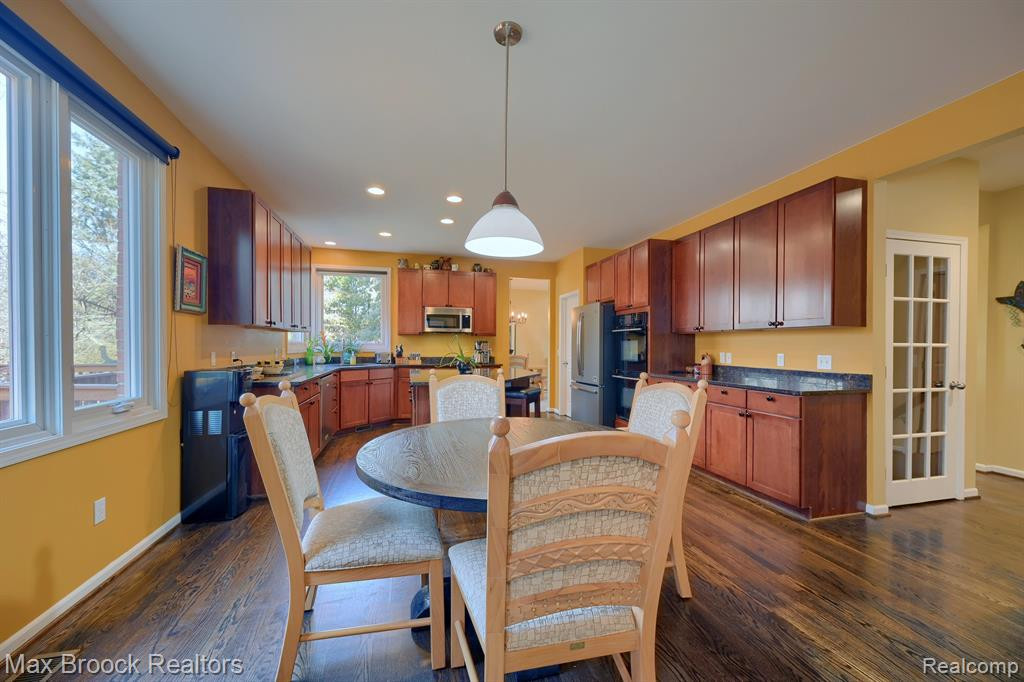 6504 SHADOWOOD Drive, West Bloomfield, MI — Photo 8