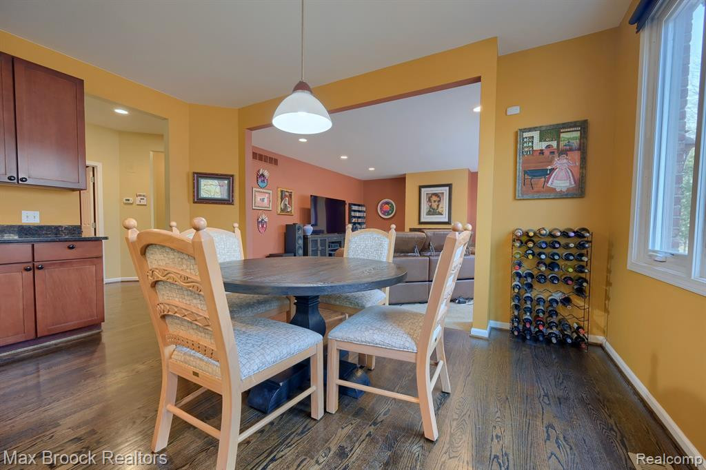 6504 SHADOWOOD Drive, West Bloomfield, MI — Photo 13
