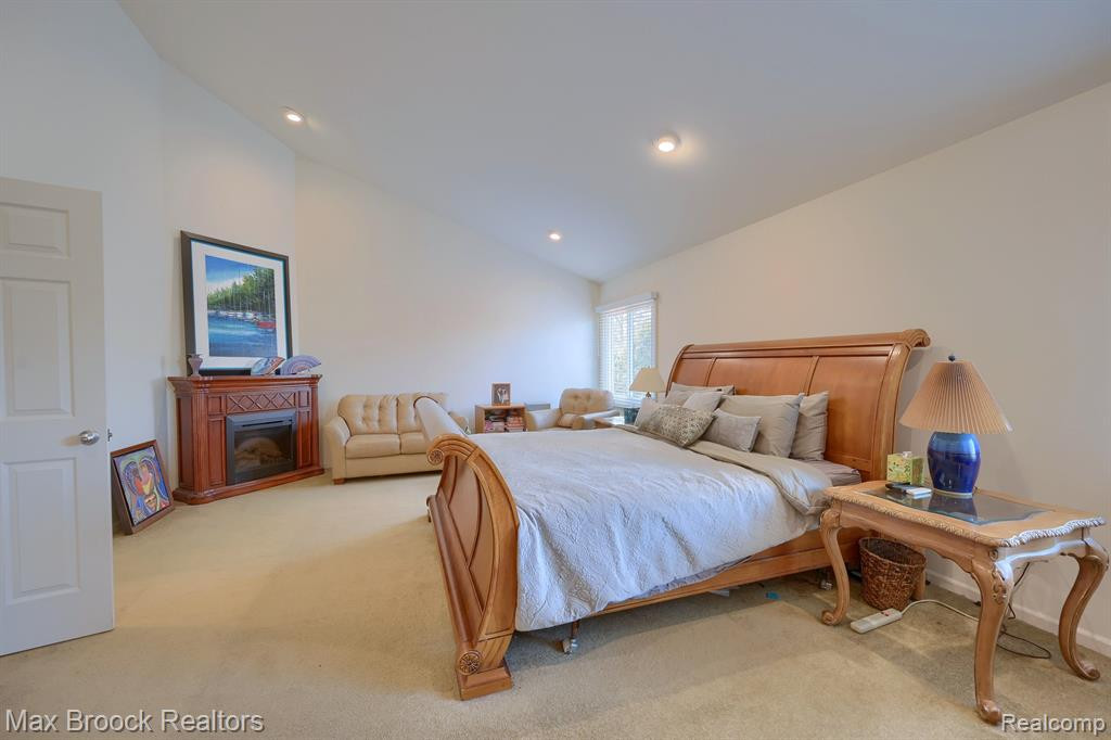 6504 SHADOWOOD Drive, West Bloomfield, MI — Photo 19