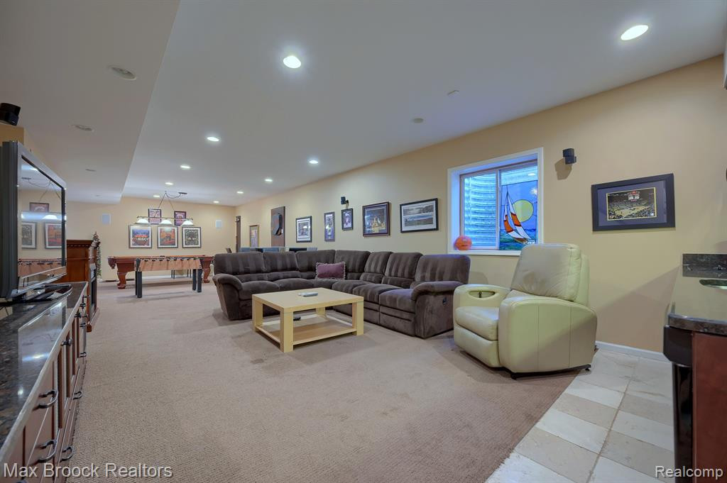 6504 SHADOWOOD Drive, West Bloomfield, MI — Photo 30