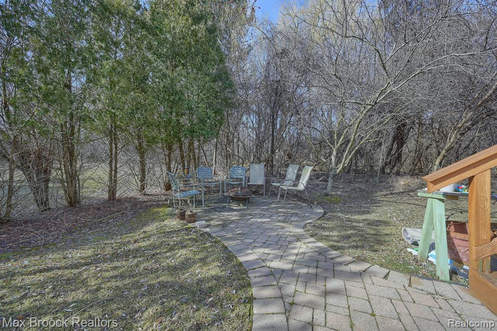 6504 SHADOWOOD Drive, West Bloomfield, MI — Photo 39