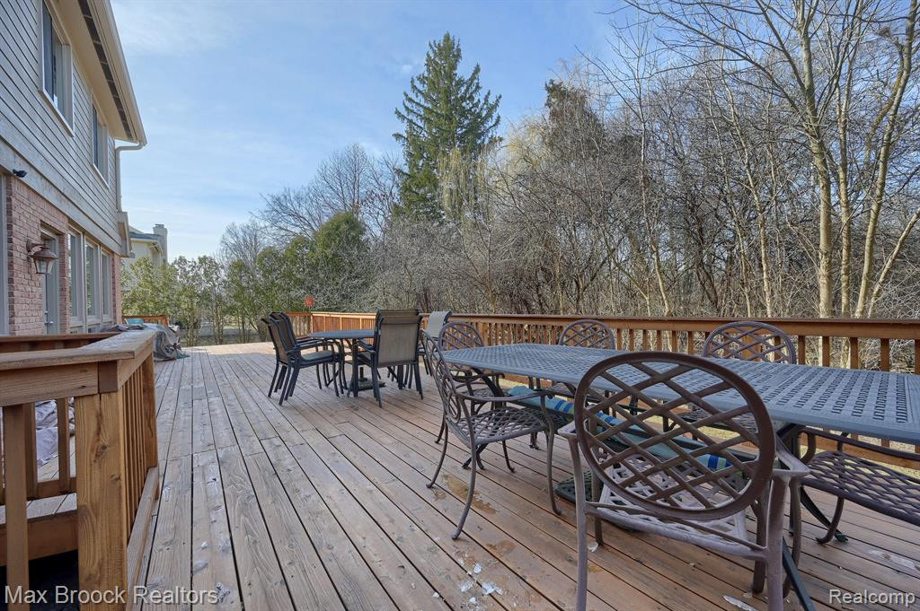 6504 SHADOWOOD Drive, West Bloomfield, MI — Photo 41