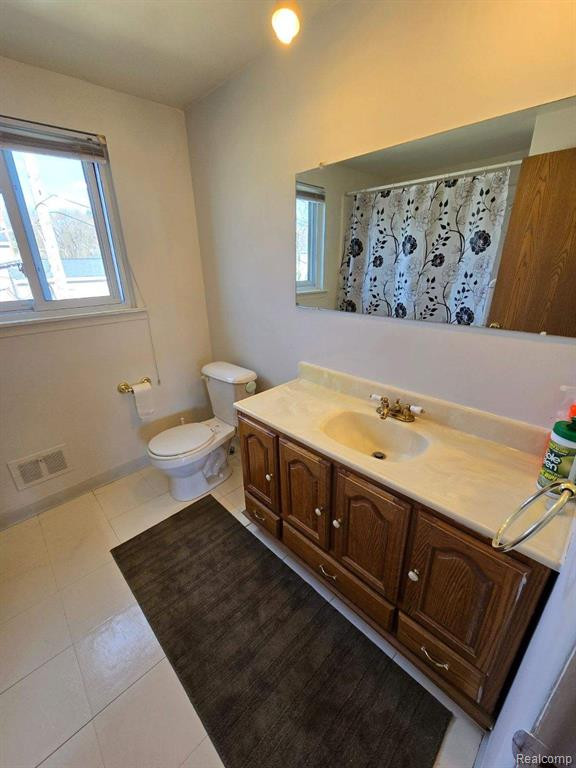 8123 BRISTOL Street, Westland, MI — Photo 14