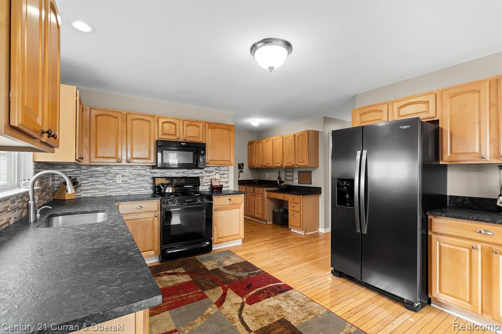 470 BOULDER LAKE Drive, Oxford, MI 48371 — Photo 14