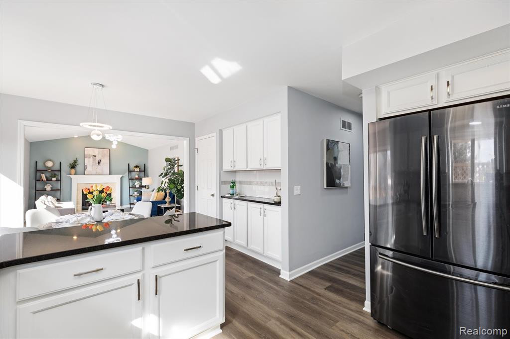 260 CLOVERLEAF Court, Ann Arbor, MI 48103 — Photo 12
