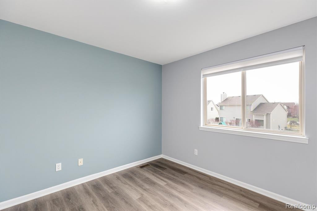260 CLOVERLEAF Court, Ann Arbor, MI 48103 — Photo 30