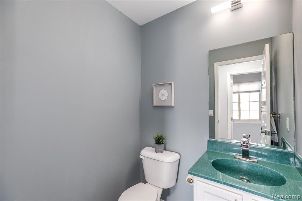 260 CLOVERLEAF Court, Ann Arbor, MI 48103 — Photo 36
