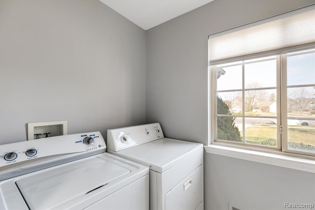 260 CLOVERLEAF Court, Ann Arbor, MI 48103 — Photo 38