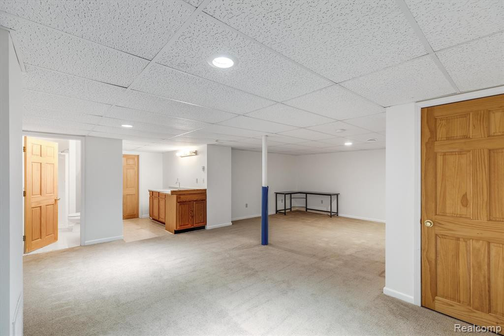260 CLOVERLEAF Court, Ann Arbor, MI 48103 — Photo 43