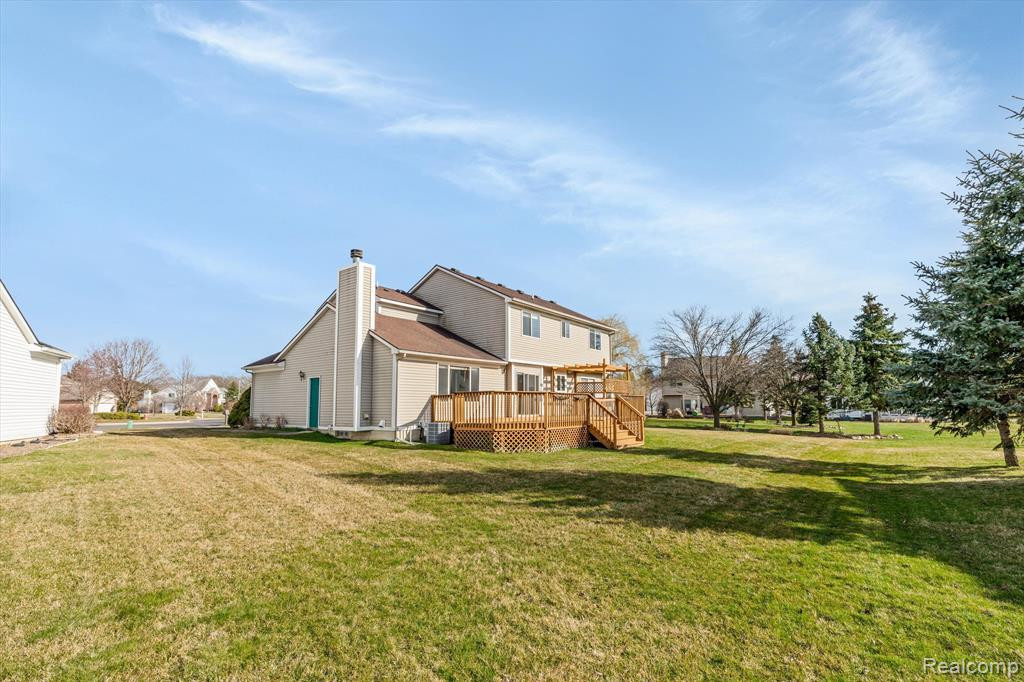 260 CLOVERLEAF Court, Ann Arbor, MI 48103 — Photo 53