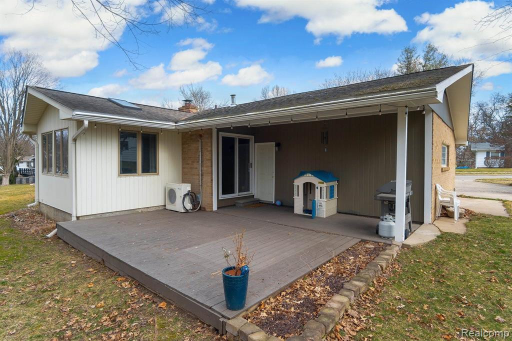 932 E SCOTT Street, Grand Ledge, MI 48837 — Photo 8
