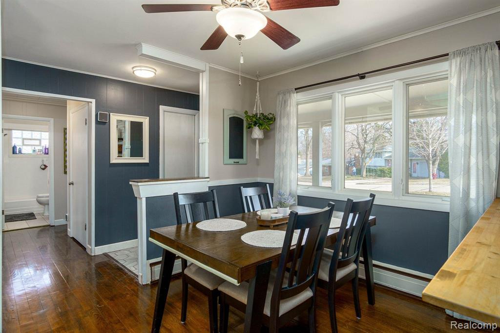 932 E SCOTT Street, Grand Ledge, MI 48837 — Photo 12