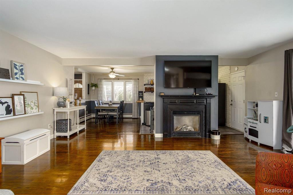 932 E SCOTT Street, Grand Ledge, MI 48837 — Photo 21