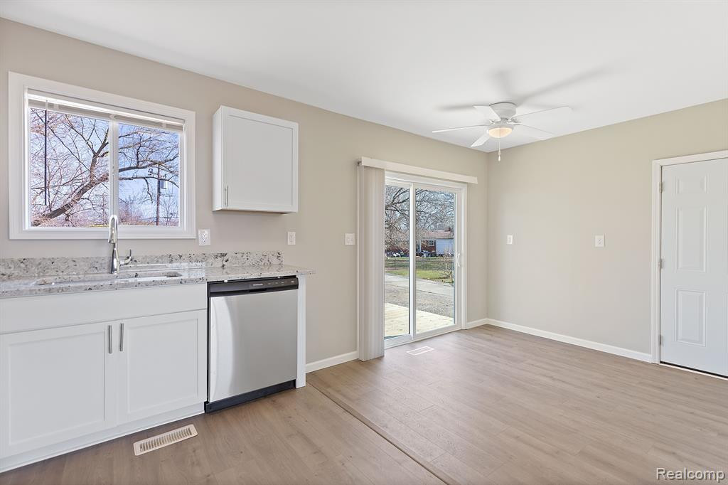 81 Meadle Court, Mount Clemens, MI 48043 — Photo 11