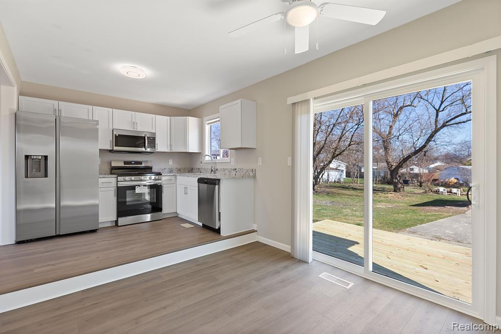 81 Meadle Court, Mount Clemens, MI 48043 — Photo 14
