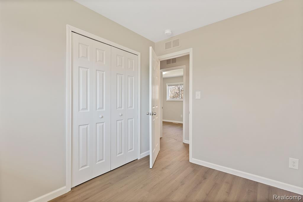 81 Meadle Court, Mount Clemens, MI 48043 — Photo 18