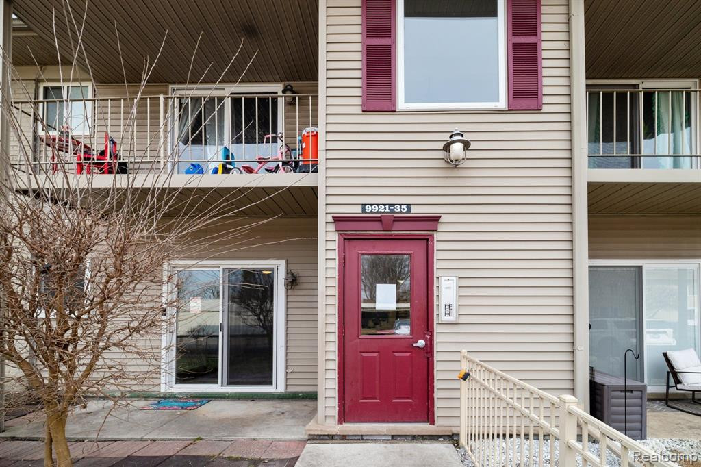 9927 ALLEN POINTE Drive, Allen Park, MI 48101 — Photo 3