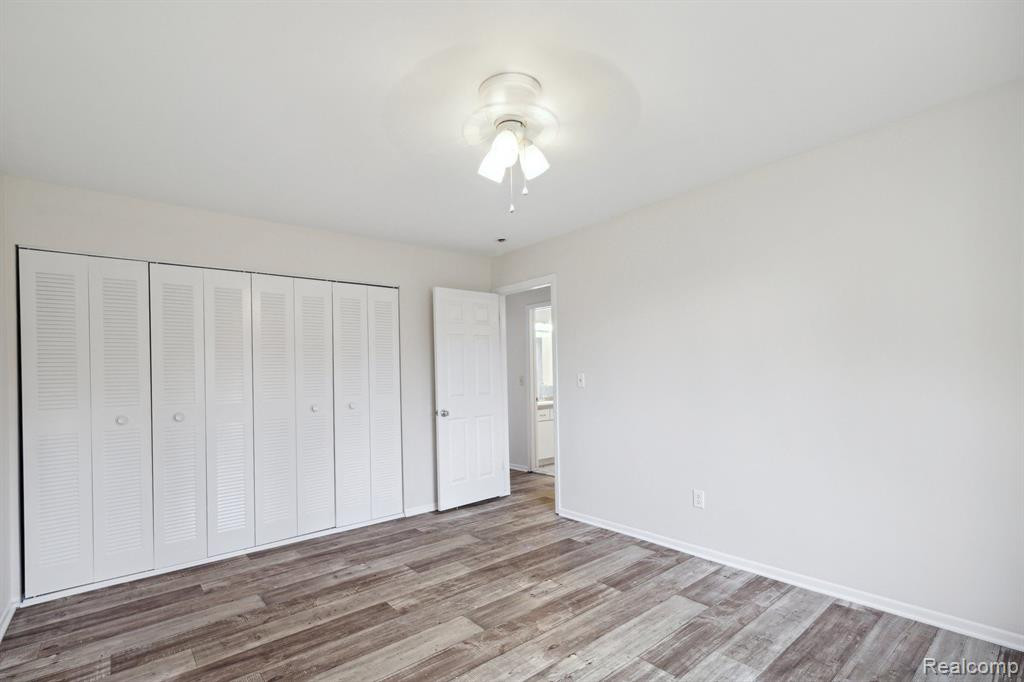 9927 ALLEN POINTE Drive, Allen Park, MI 48101 — Photo 15