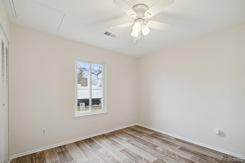 9927 ALLEN POINTE Drive, Allen Park, MI 48101 — Photo 18