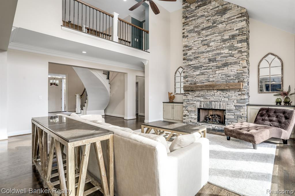 9853 PINE KNOB Road, Clarkston, MI 48348 — Photo 10