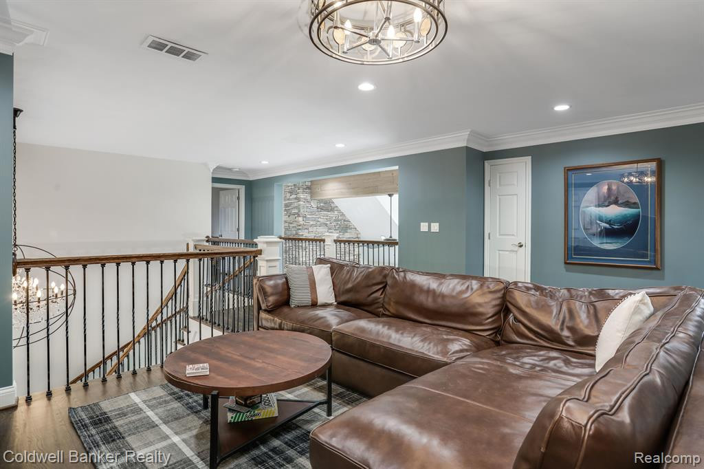 9853 PINE KNOB Road, Clarkston, MI 48348 — Photo 27