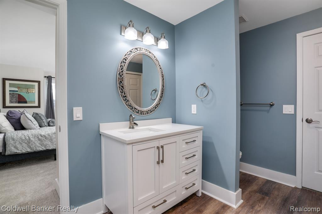 9853 PINE KNOB Road, Clarkston, MI 48348 — Photo 43