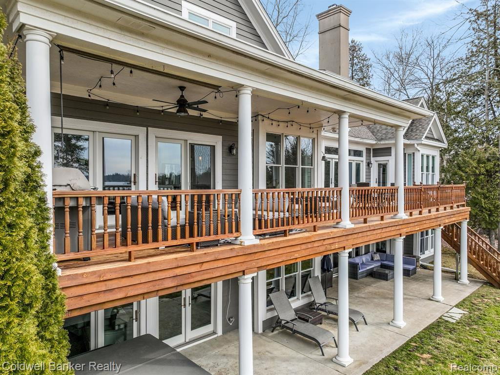 9853 PINE KNOB Road, Clarkston, MI 48348 — Photo 46
