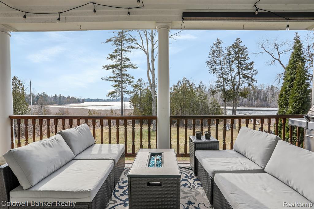 9853 PINE KNOB Road, Clarkston, MI 48348 — Photo 48