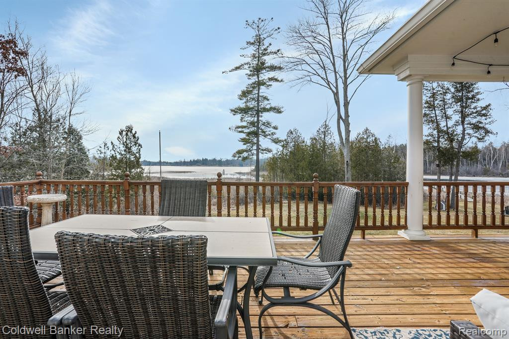 9853 PINE KNOB Road, Clarkston, MI 48348 — Photo 49