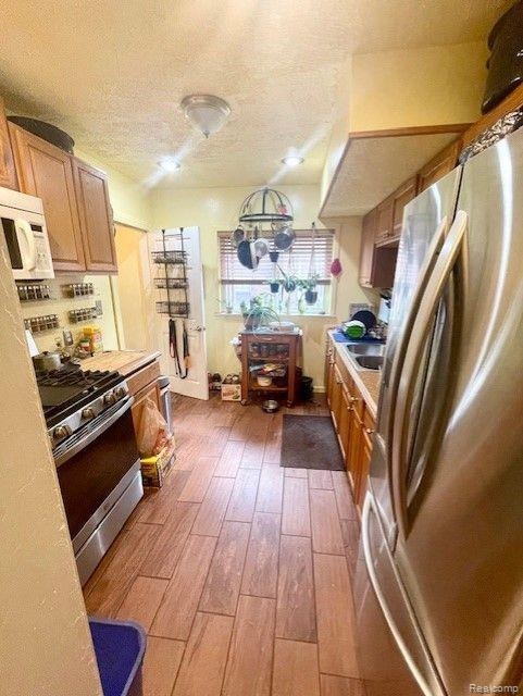 9551 STRATHMOOR Street, Detroit, MI 48227 — Photo 5