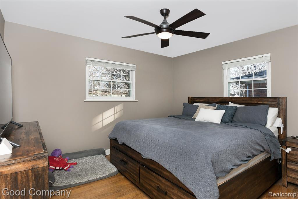 5621 CLEARY Drive, Waterford, MI 48329 — Photo 19