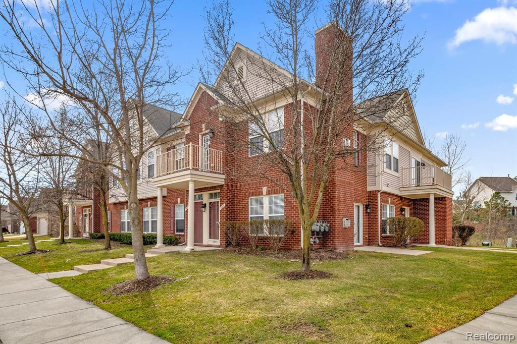 300 CHERRY STONE Drive, 36, Canton, MI 48188 — Photo 2