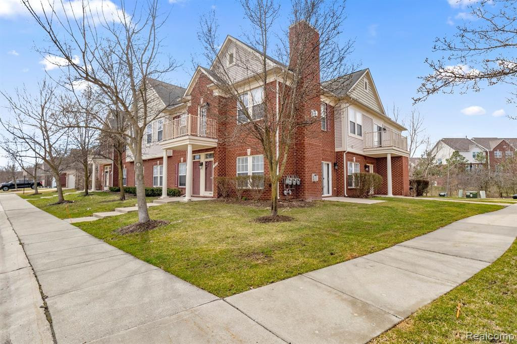 300 CHERRY STONE Drive, 36, Canton, MI 48188 — Photo 3
