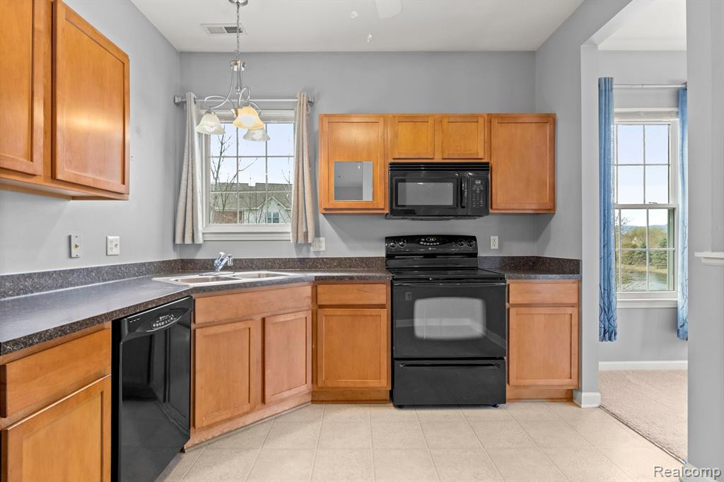 300 CHERRY STONE Drive, 36, Canton, MI 48188 — Photo 15