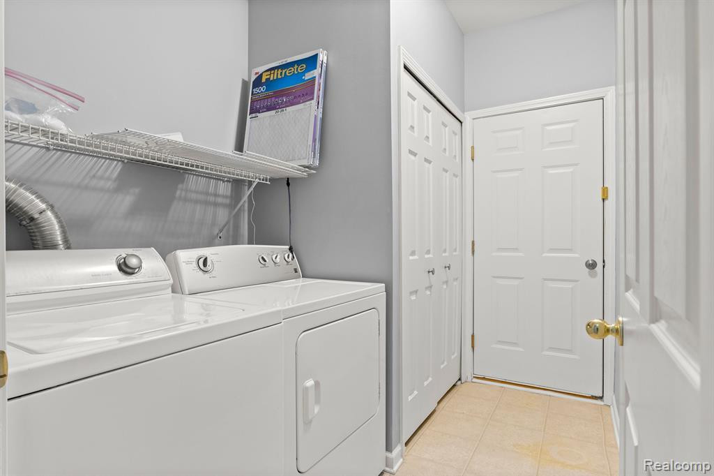 300 CHERRY STONE Drive, 36, Canton, MI 48188 — Photo 23